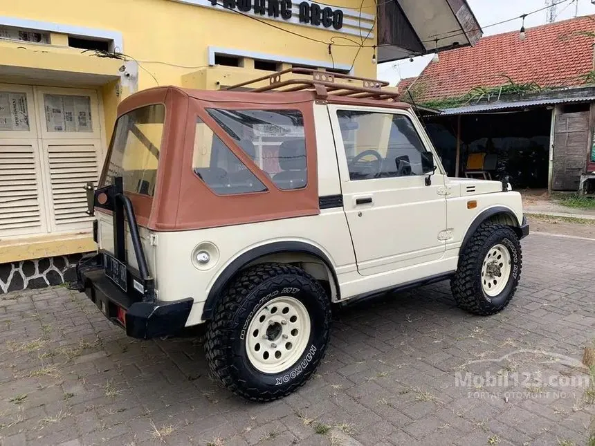 Jual Mobil Suzuki Jimny 1984 1.0 di Jawa Timur Manual Jeep Putih Rp 95.