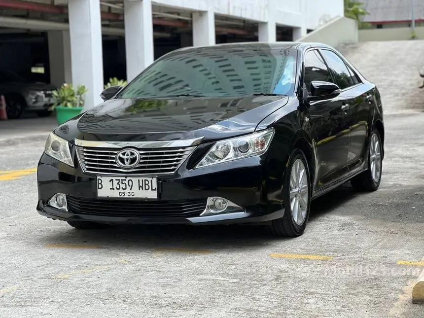 2014 Toyota Camry V Sedan