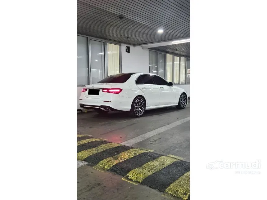 2022 Mercedes-Benz E300 AMG Line Sedan