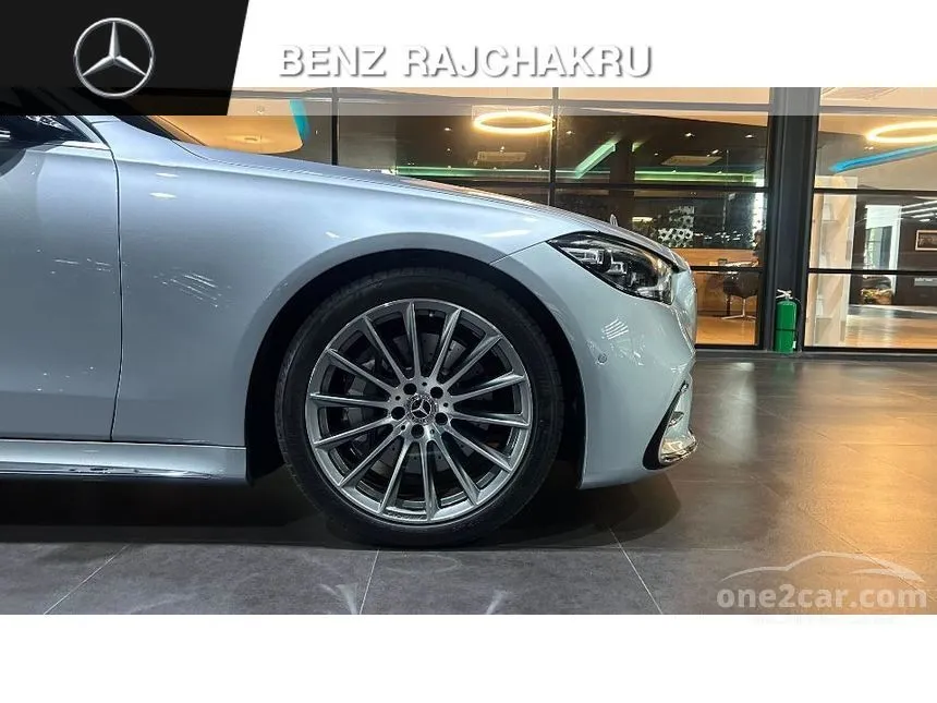 2026 Mercedes-Benz S580 e AMG Premium Sedan