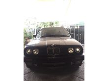 1991 BMW 318i 1.8 1.8 Manual Sedan