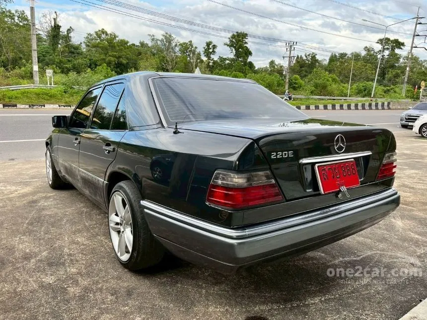1993 Mercedes-Benz 220E Sedan