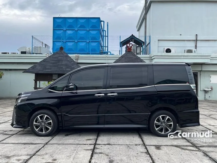 2018 Toyota Voxy Wagon