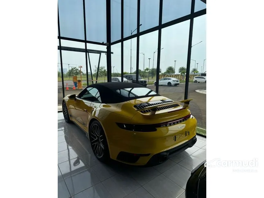 2022 Porsche 911 Turbo S Convertible