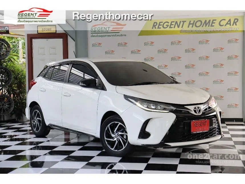 2021 Toyota YARIS Sport Hatchback
