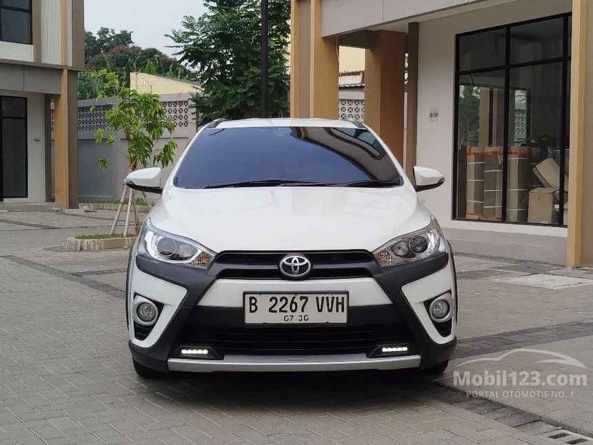 2017 Toyota Yaris TRD Sportivo Heykers Hatchback