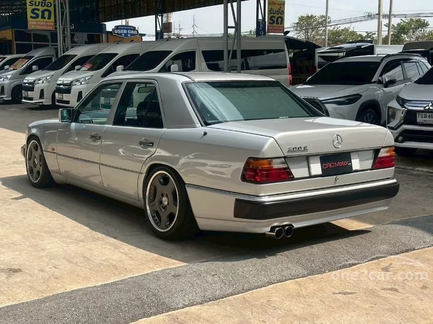 1990 Mercedes-Benz 300E Classic Sedan