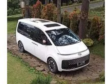 2022 Hyundai Staria 2.2 Signature 7 Wagon