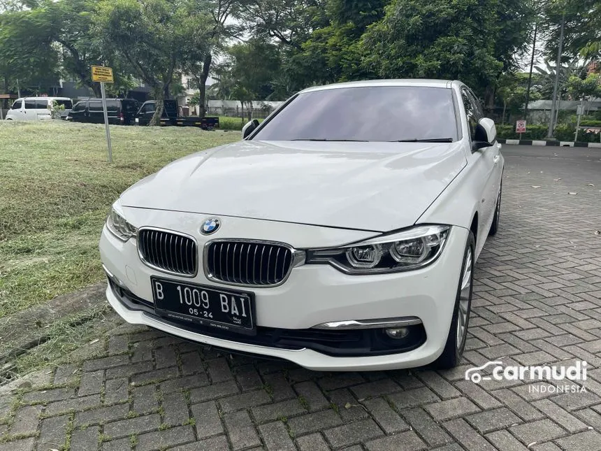 Jual Mobil BMW 320i 2018 Luxury 2.0 di DKI Jakarta Automatic Sedan Putih Rp 490.000.000
