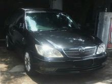 Toyota Camry type V3.0 A/T tahun 2004