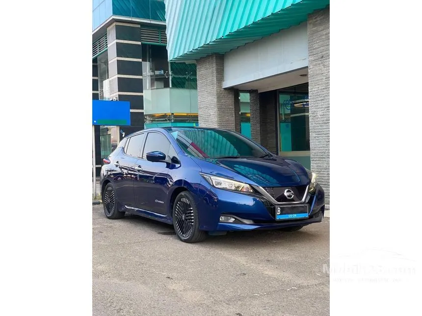 2021 Nissan Leaf (1 Tone) Hatchback