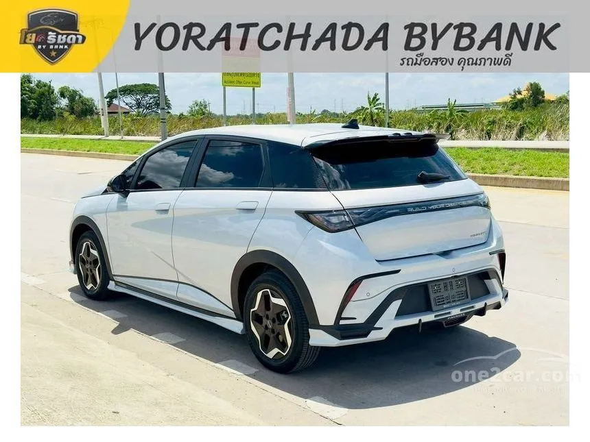 2025 BYD Dolphin Standard Range Hatchback