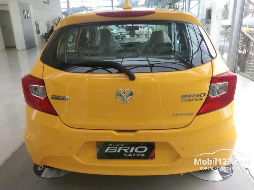 Jual Mobil Honda Brio 2020 Satya E 1 2 Di Jawa Barat Automatic Hatchback Kuning Rp 161 600 000 6860115 Mobil123 Com