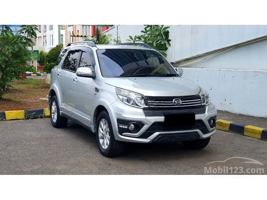 Jual Mobil Daihatsu Terios 2015 TX ADVENTURE 1.5 di Banten Automatic SUV Silver Rp 140.000.000