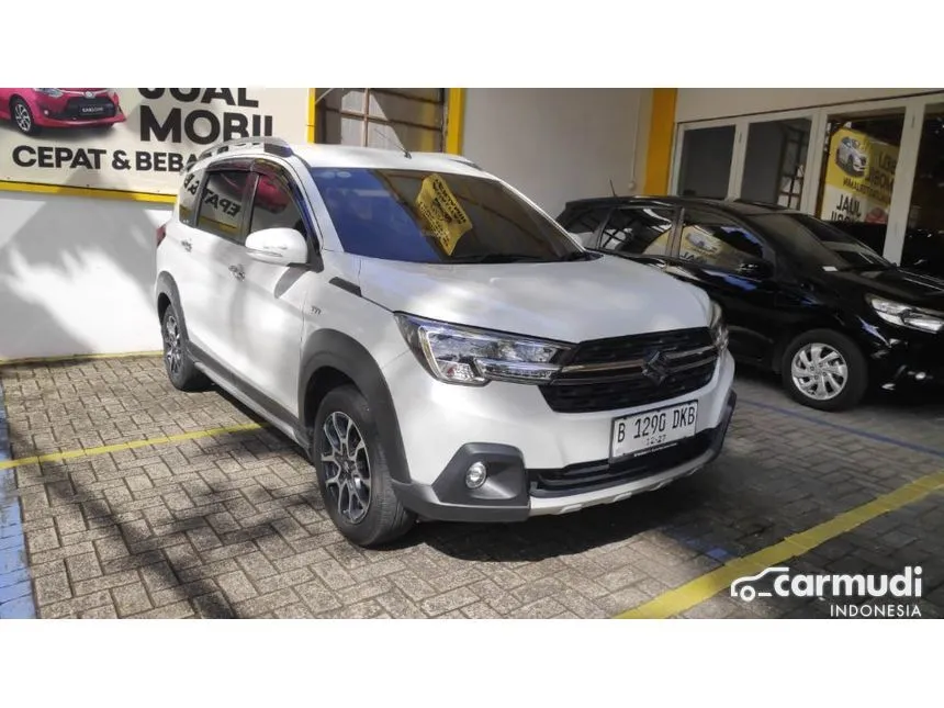 2022 Suzuki XL7 Beta SUV