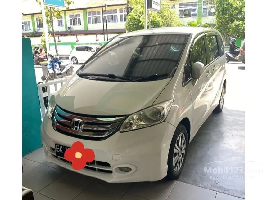 Jual Mobil Honda Freed 2014 E 1.5 di Nangroe Aceh Darussalam Automatic MPV Putih Rp 172.000.000