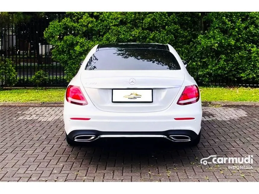 2018 Mercedes-Benz E300 AMG Line Sedan