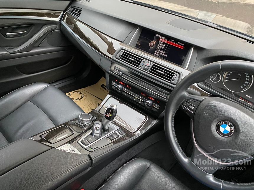 Jual Mobil BMW 520i 2015 Luxury 2.0 di DKI Jakarta ...