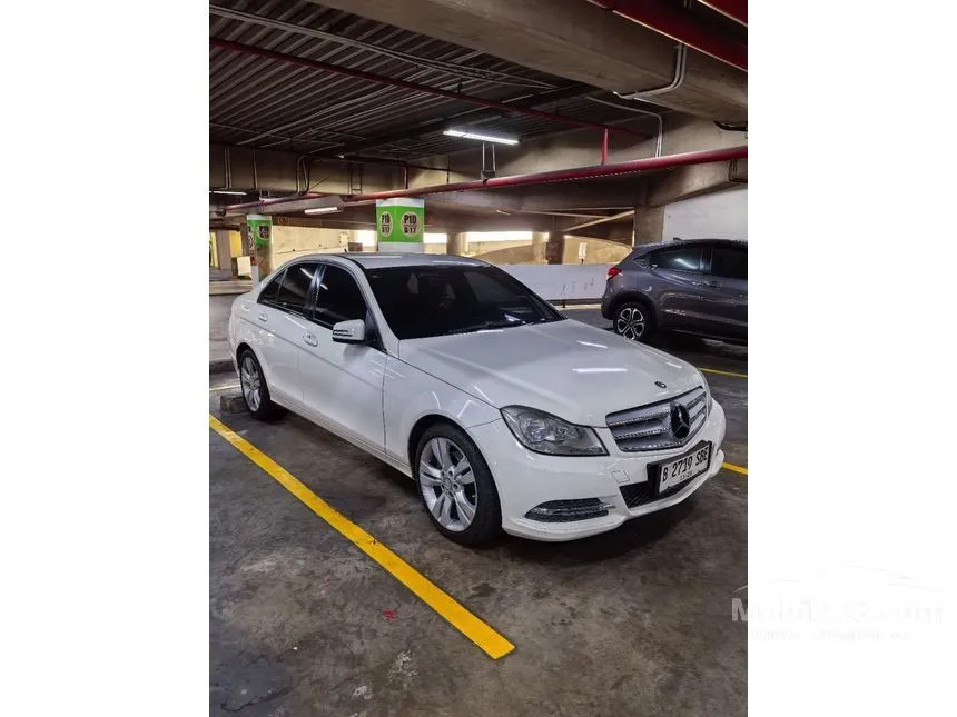 2013 Mercedes-Benz C200 CGI Sedan