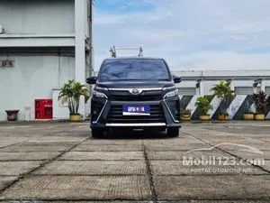 2021 Toyota Voxy 2.0 MPV