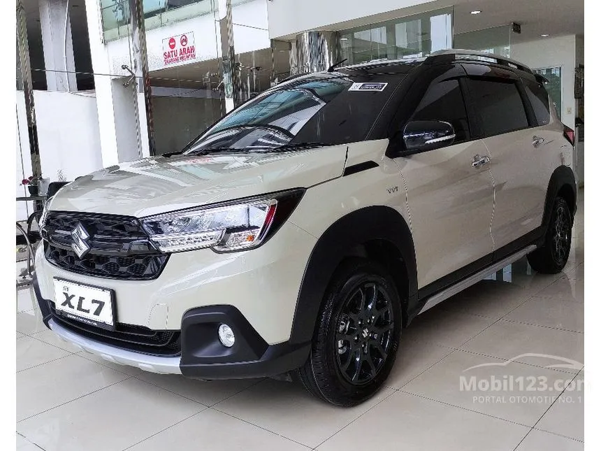 2026 Suzuki XL7 Alpha Hybrid (Two tone) SUV