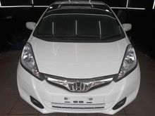 HONDA ALL NEW JAZZ S AT 2013 PUTIH