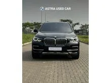 2023 BMW X5 3.0 xDrive40i xLine SUV Black Sapphire On Black KM 14.500 NIK 2023 PANORAMIC SUNROOF