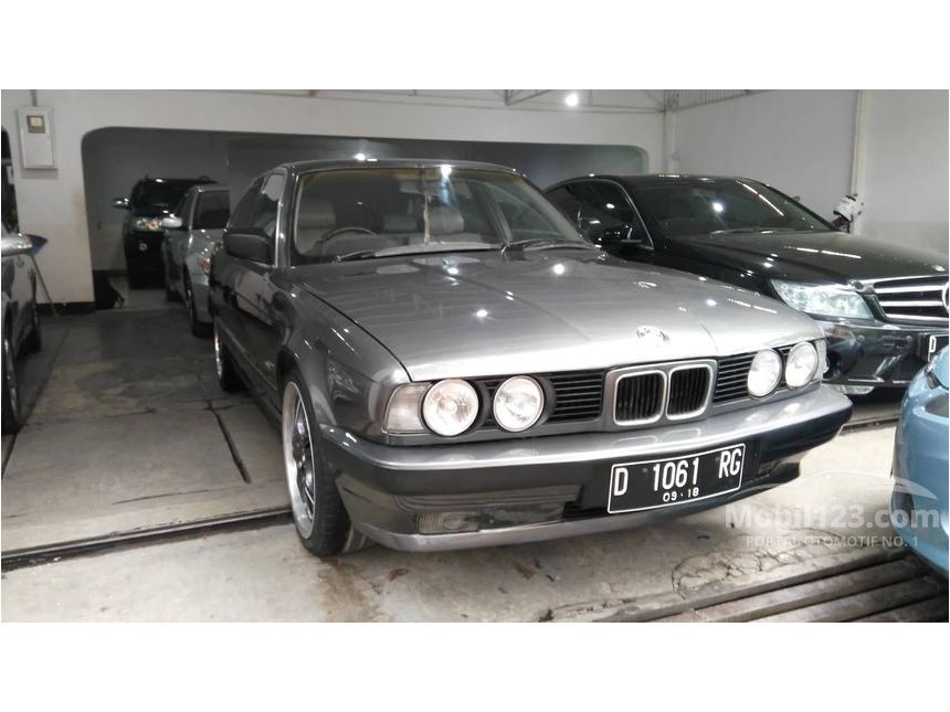 Jual Mobil BMW 520i 1990 2.0 Di Jawa Barat Manual Sedan Abu-abu Rp 40. ...