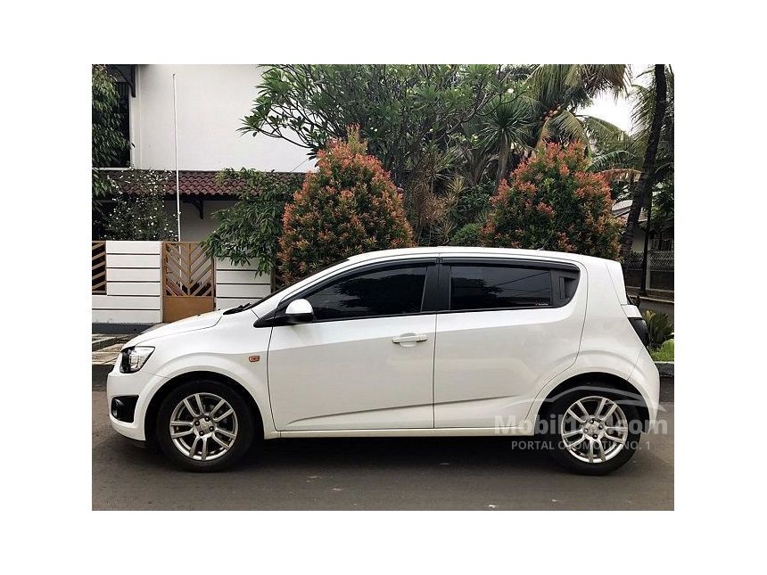 Jual Mobil  Chevrolet  Aveo  2013 LT  1 4 di DKI Jakarta 