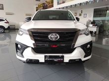 Bunga Ringan, Cicilan dan DP rendah Toyota Fortuner 2,4 TRD SUV 2019