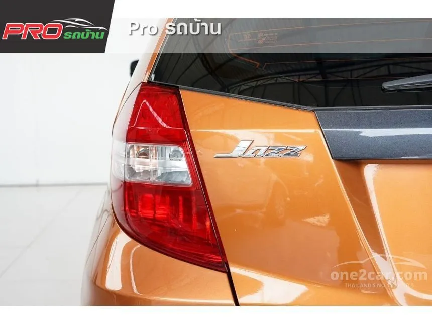 2011 Honda Jazz SV i-VTEC Hatchback