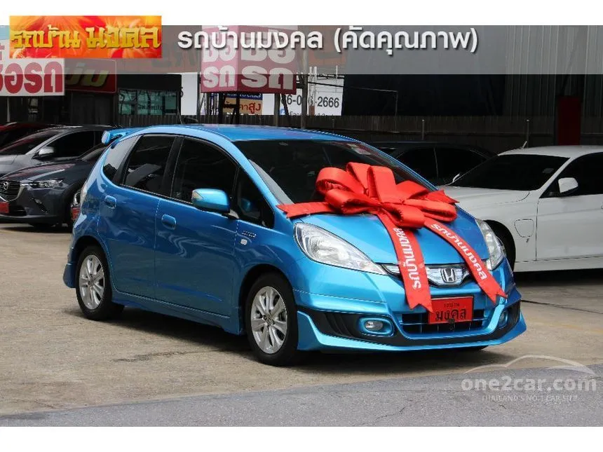 2013 Honda JAZZ Hybrid Hatchback