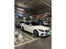 2019 Mercedes-Benz C300 2.0 AMG Line Sedan