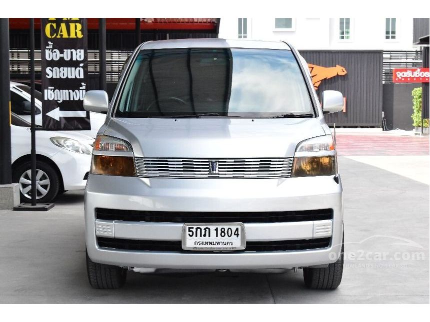 2011 Toyota Voxy AZR60G MPV