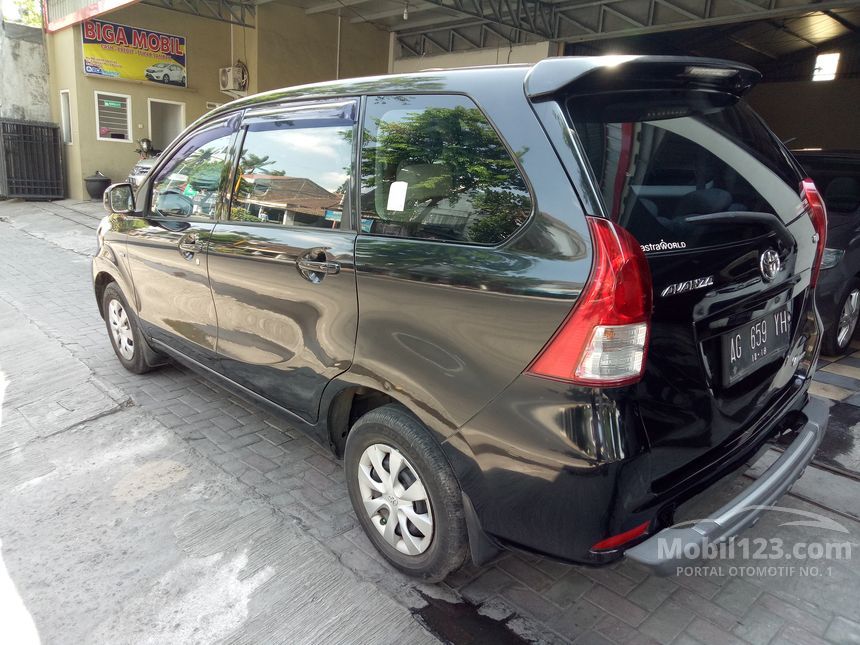 Jual Mobil  Toyota Avanza 2013 E 1 3 di Jawa Timur 