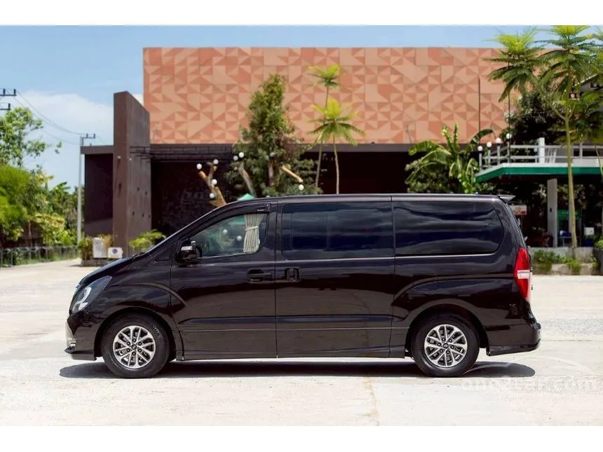 2018 Hyundai H-1 Deluxe Van