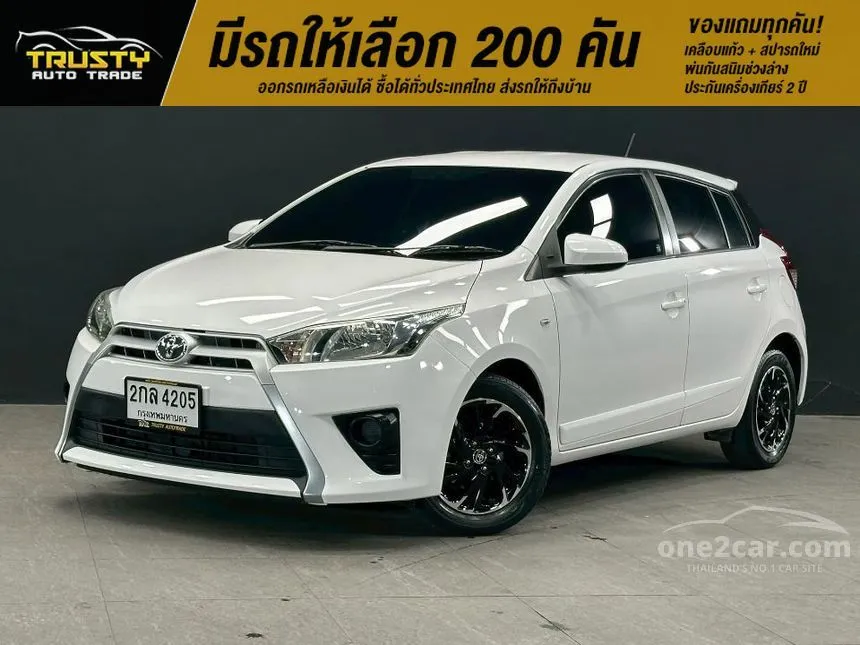2013 Toyota YARIS E Hatchback