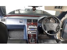1996 Mercedes-Benz C200 2.0 Automatic Sedan interior biru (rare)