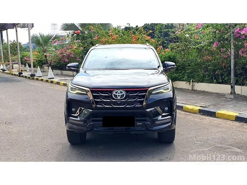Jual Mobil Toyota Fortuner 2021 TRD 2.4 di DKI Jakarta Automatic SUV Hitam Rp 459.000.000