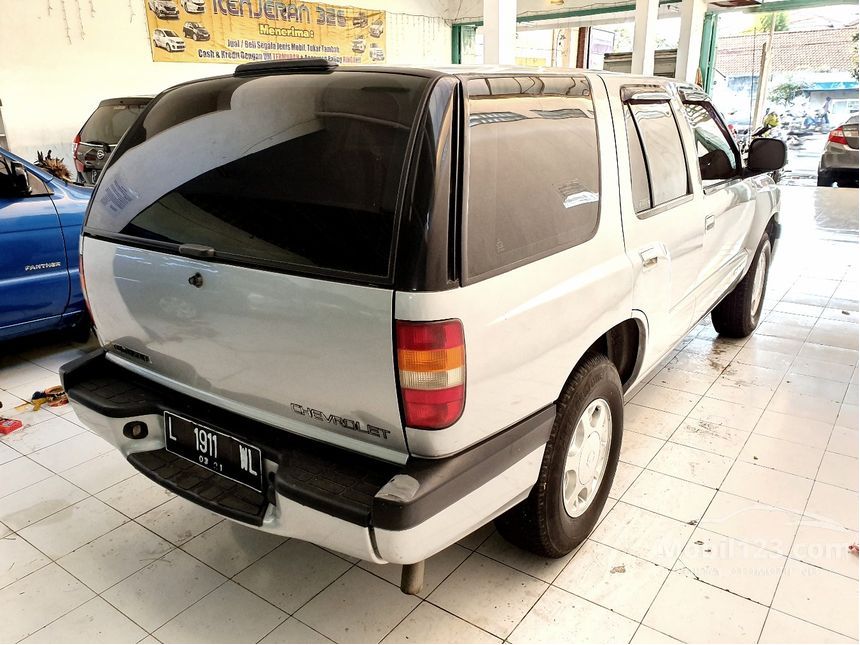 Jual Mobil Chevrolet Blazer 2005 Montera LN 2.2 di Jawa