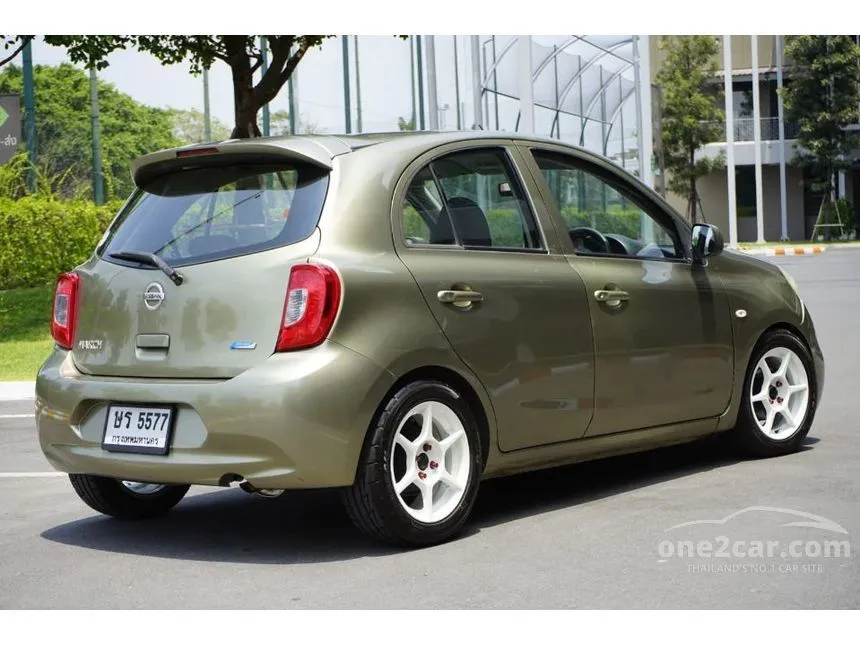 2013 Nissan MARCH E Hatchback