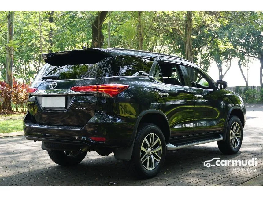 2016 Toyota Fortuner VRZ 4X2 SUV