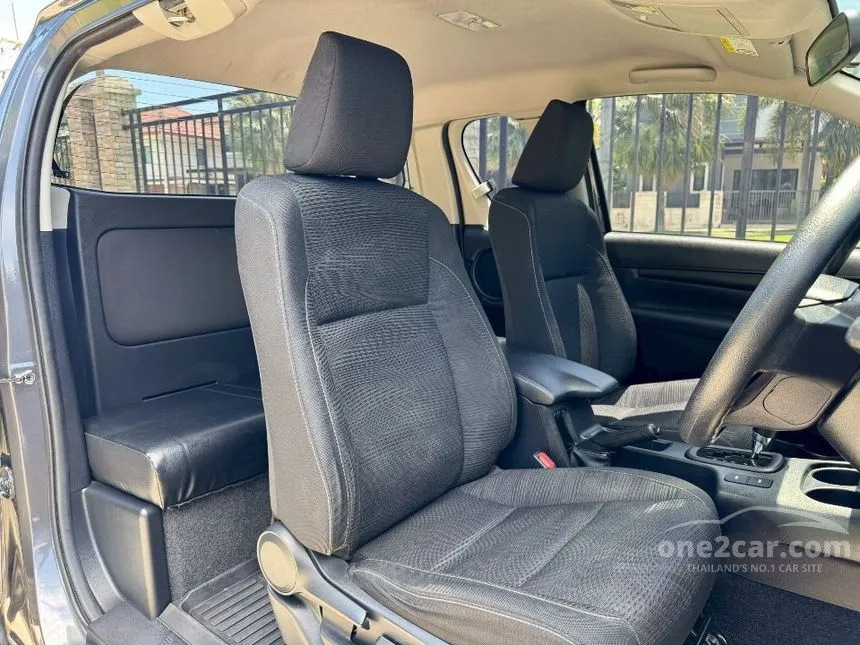 2022 Toyota HILUX REVO Z Edition Entry Smart Cab Pickup