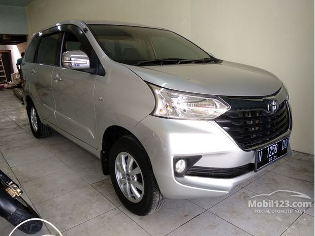 Toyota Mobil Bekas Baru dijual di Malang Jawa-timur 