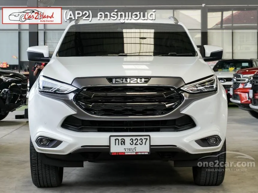 2023 Isuzu MU-X Ultimate SUV