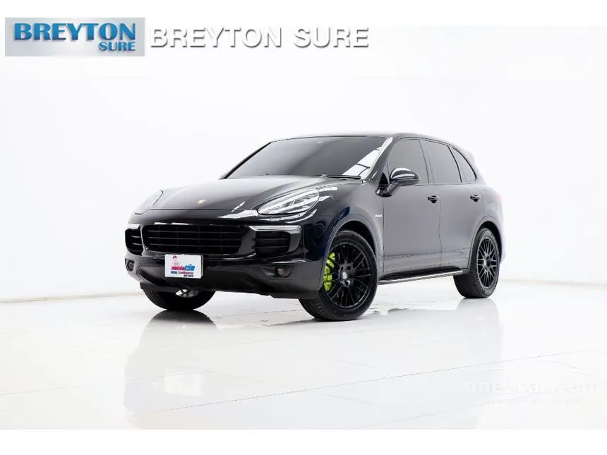 2015 Porsche CAYENNE S Hybrid SUV
