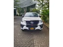 2020 Toyota Fortuner 2.4 TRD SUV