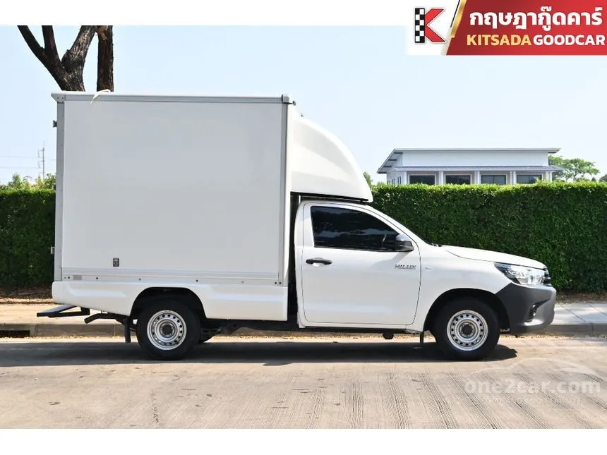 2020 Toyota Hilux Revo J Pickup
