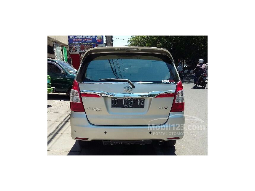 Jual Mobil Toyota Kijang Innova 2014 V Luxury 2.0 di 