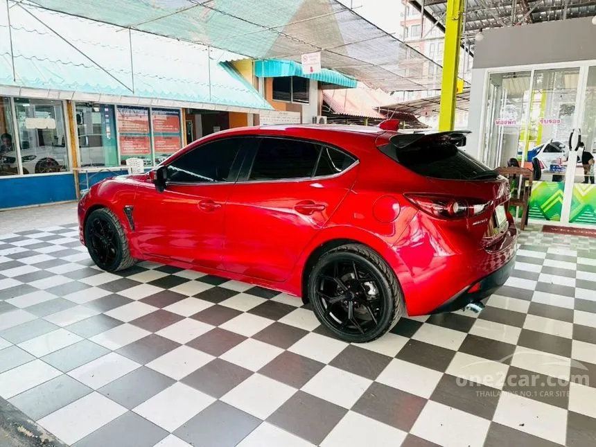 2014 Mazda 3 S Sports Hatchback